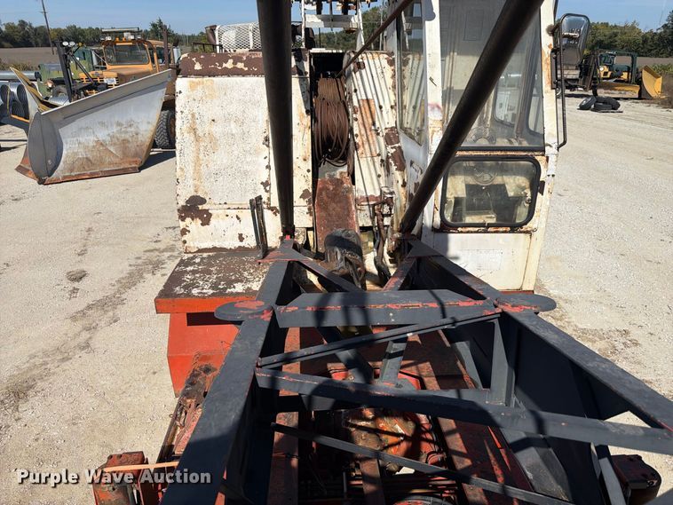 image for item FP3122 1978 Link Belt HC48A crane