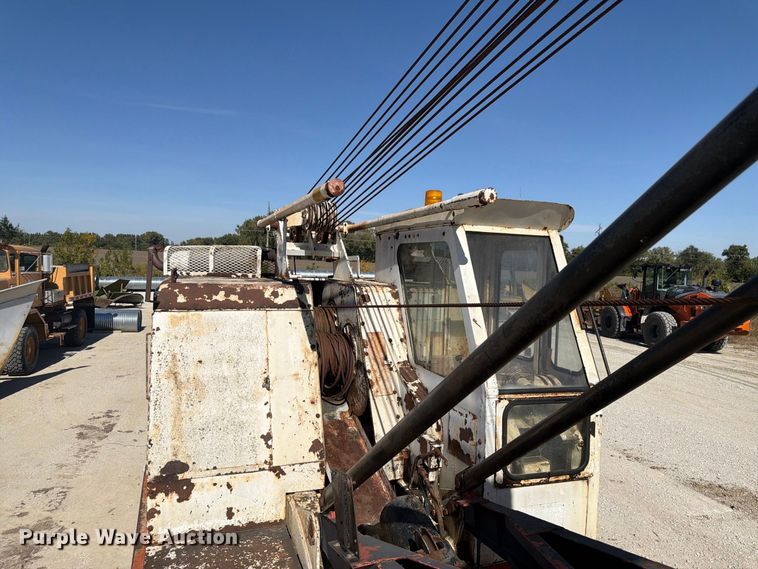 image for item FP3122 1978 Link Belt HC48A crane