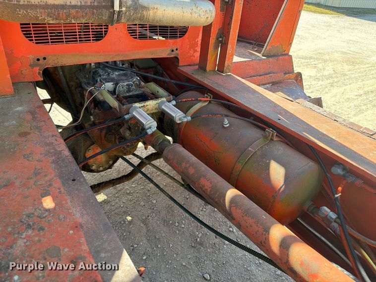 image for item FP3122 1978 Link Belt HC48A crane
