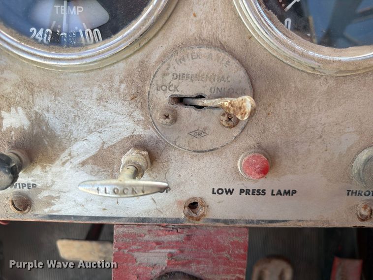 image for item FP3122 1978 Link Belt HC48A crane