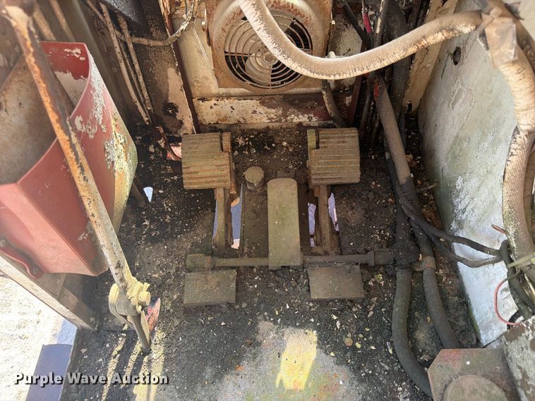 image for item FP3122 1978 Link Belt HC48A crane
