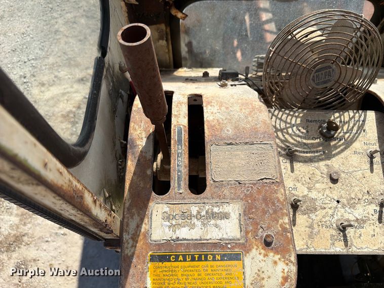 image for item FP3122 1978 Link Belt HC48A crane
