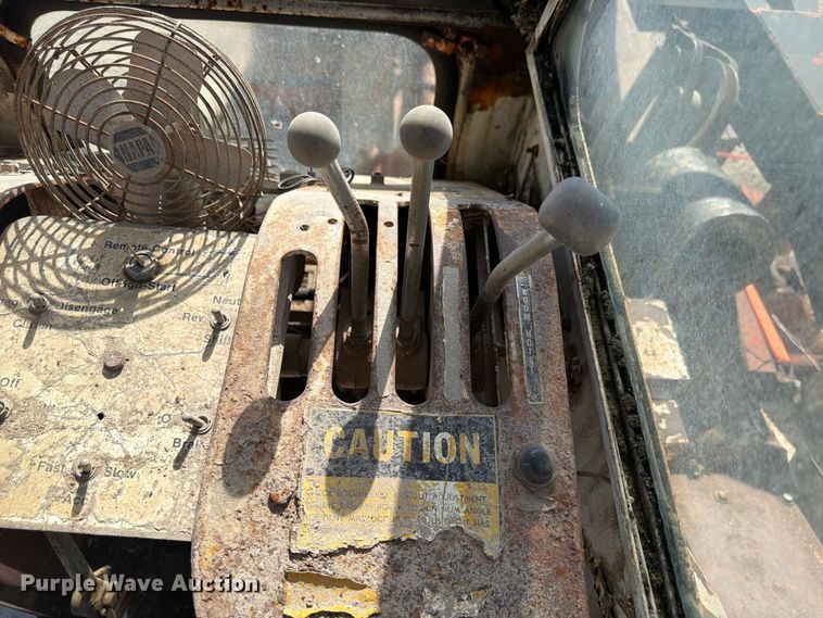 image for item FP3122 1978 Link Belt HC48A crane