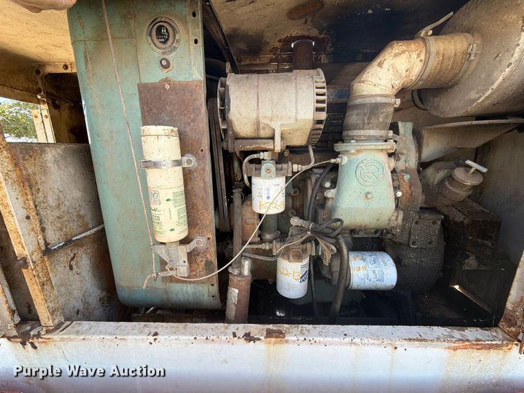 image for item FP3122 1978 Link Belt HC48A crane