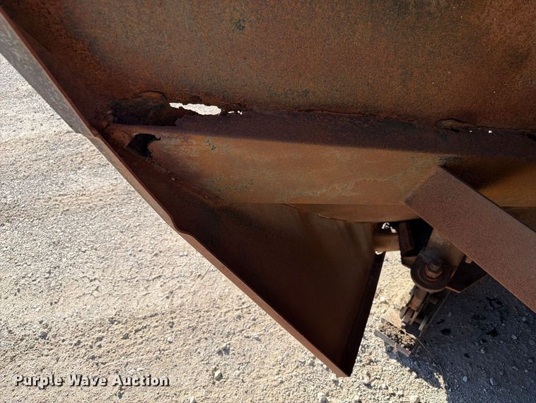 image for item FP3123 1979 Oshkosh P-2323-5 Plow truck