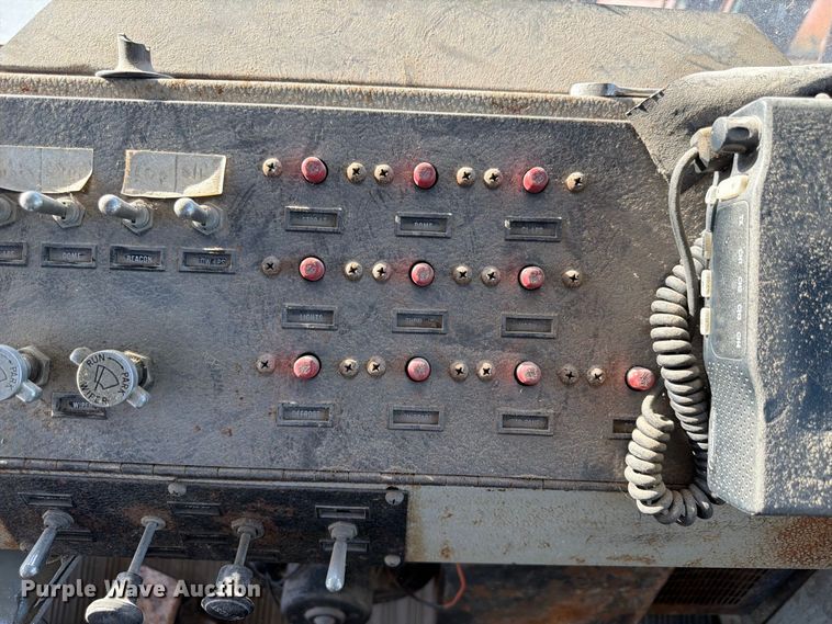 image for item FP3123 1979 Oshkosh P-2323-5 Plow truck
