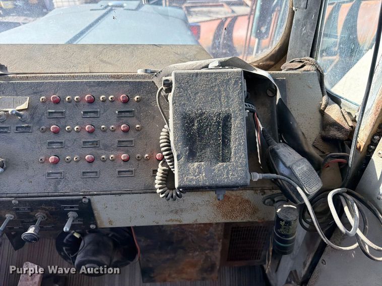image for item FP3123 1979 Oshkosh P-2323-5 Plow truck