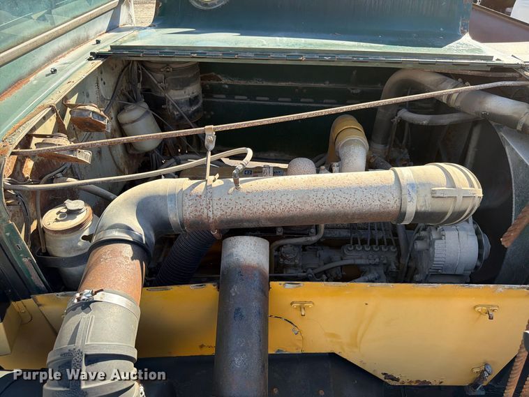 image for item FP3123 1979 Oshkosh P-2323-5 Plow truck