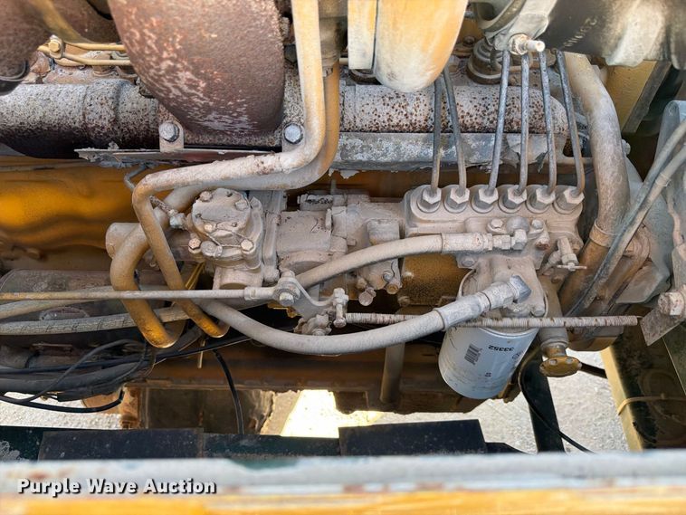 image for item FP3123 1979 Oshkosh P-2323-5 Plow truck