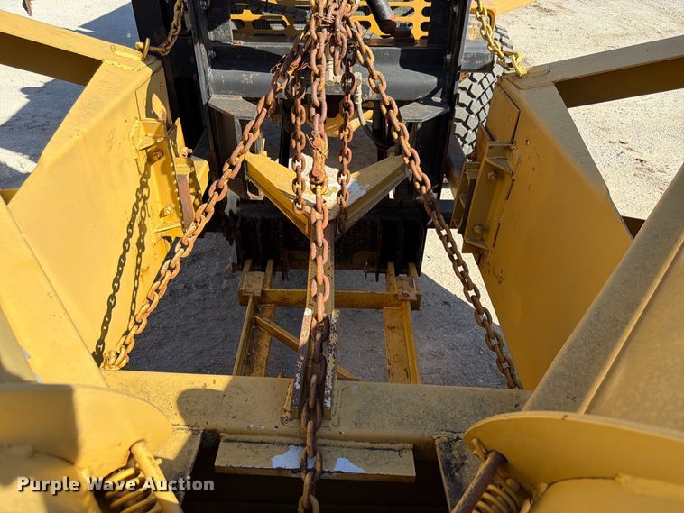 image for item FP3124 1986 Oshkosh P-2523-5 Dump truck