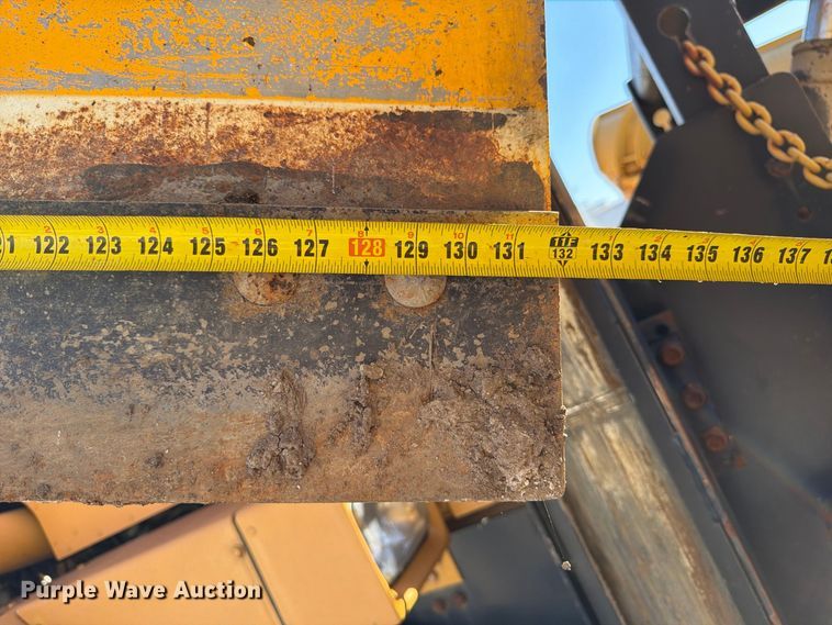 image for item FP3124 1986 Oshkosh P-2523-5 Dump truck