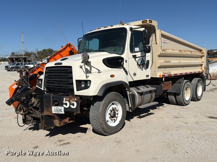 image for item FP3125 2017 Freightliner 114SD Dump truck