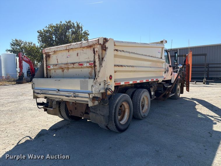 image for item FP3125 2017 Freightliner 114SD Dump truck