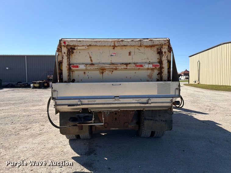 image for item FP3125 2017 Freightliner 114SD Dump truck