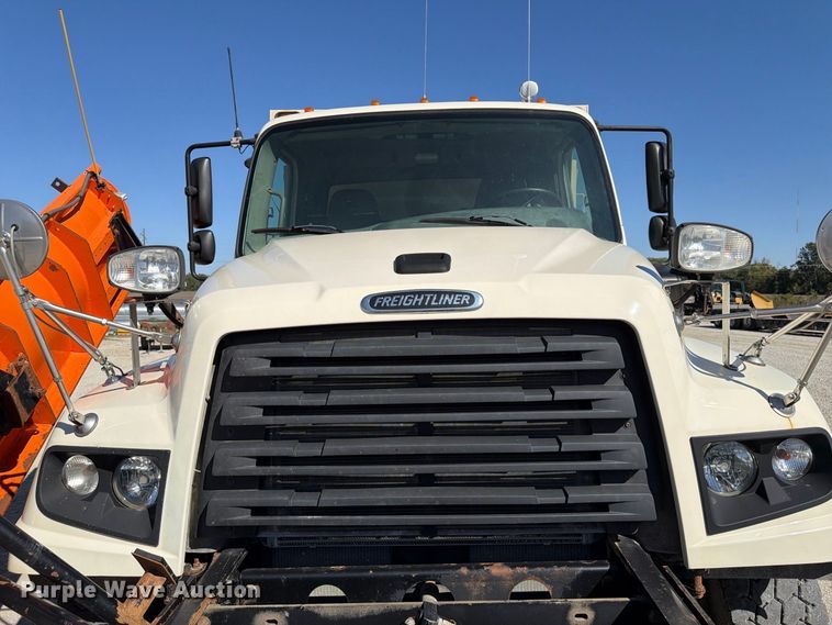 image for item FP3125 2017 Freightliner 114SD Dump truck