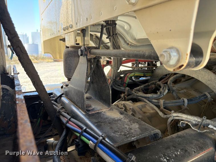 image for item FP3125 2017 Freightliner 114SD Dump truck