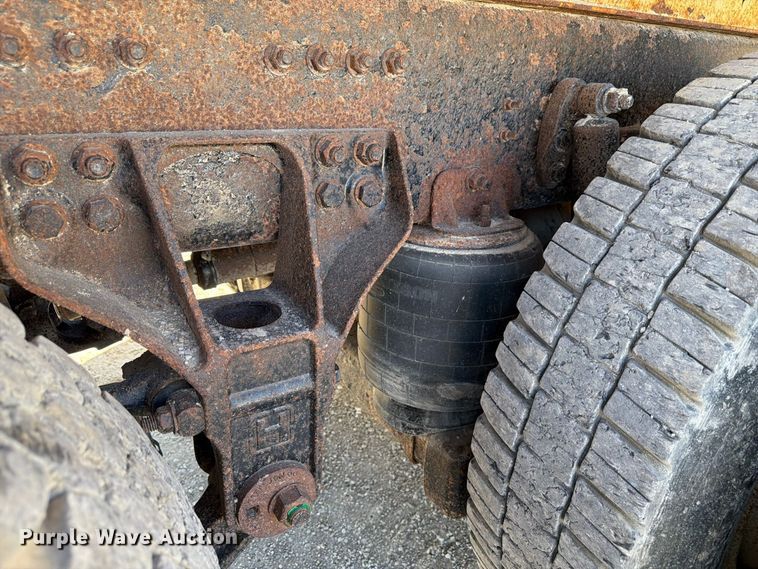 image for item FP3125 2017 Freightliner 114SD Dump truck