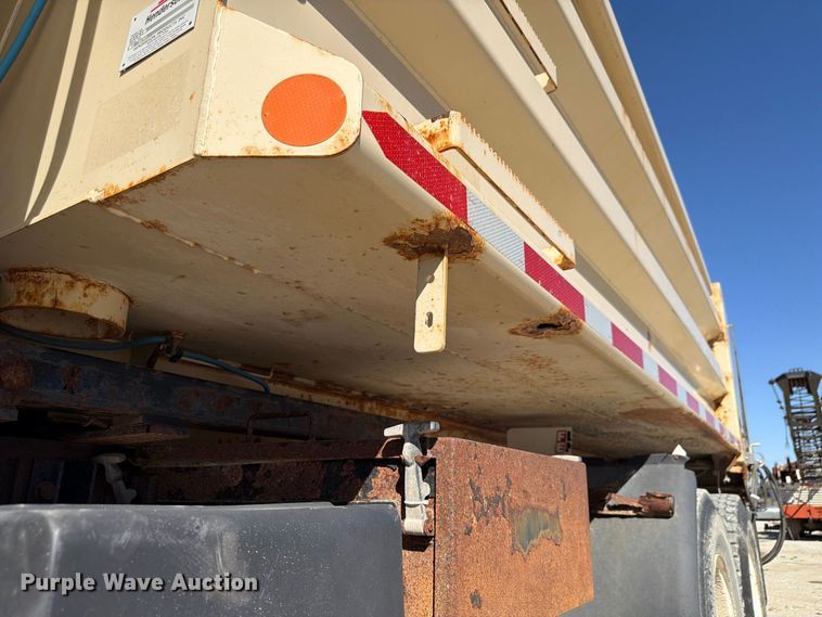 image for item FP3125 2017 Freightliner 114SD Dump truck