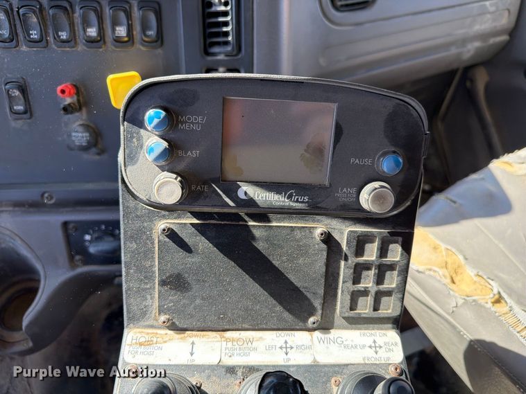 image for item FP3125 2017 Freightliner 114SD Dump truck