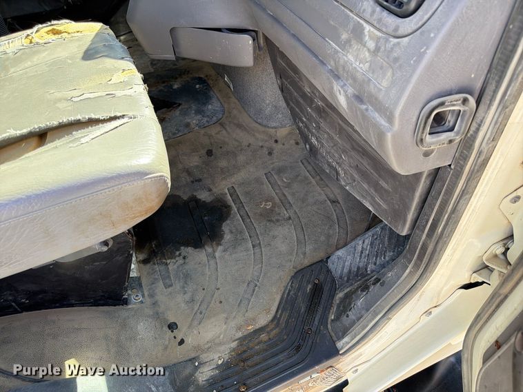 image for item FP3125 2017 Freightliner 114SD Dump truck