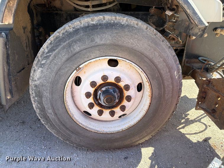 image for item FP3125 2017 Freightliner 114SD Dump truck