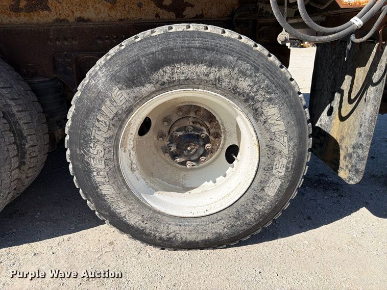 image for item FP3125 2017 Freightliner 114SD Dump truck