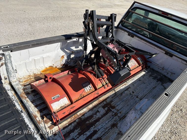 image for item FP3129 2002 Ford F350 Super Duty pickup truck
