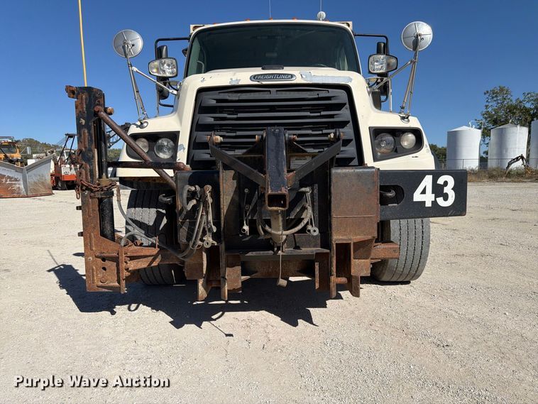 image for item FP3130 2017 Freightliner 114SD Dump truck
