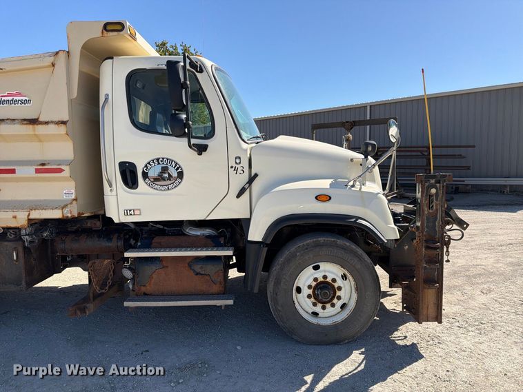 image for item FP3130 2017 Freightliner 114SD Dump truck