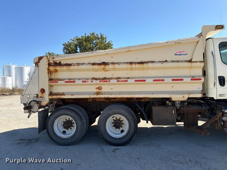 image for item FP3130 2017 Freightliner 114SD Dump truck