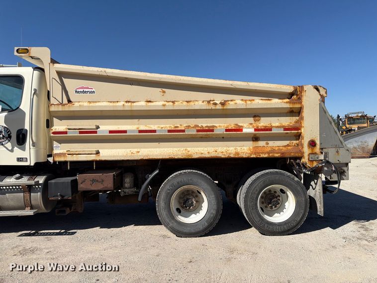 image for item FP3130 2017 Freightliner 114SD Dump truck