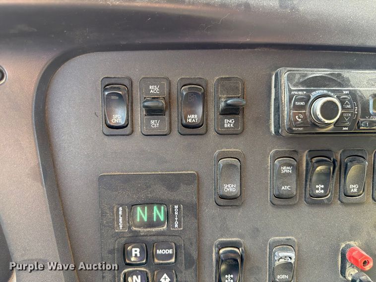 image for item FP3130 2017 Freightliner 114SD Dump truck