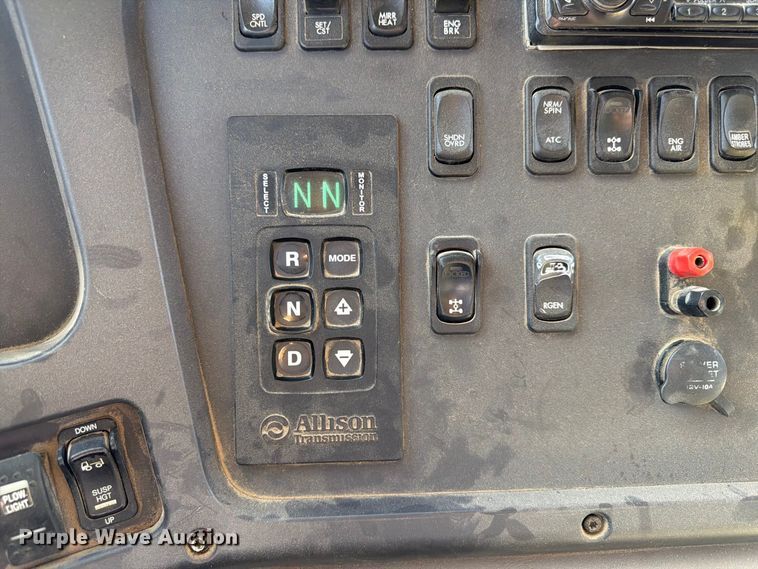 image for item FP3130 2017 Freightliner 114SD Dump truck