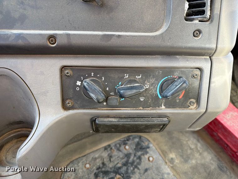 image for item FP3130 2017 Freightliner 114SD Dump truck