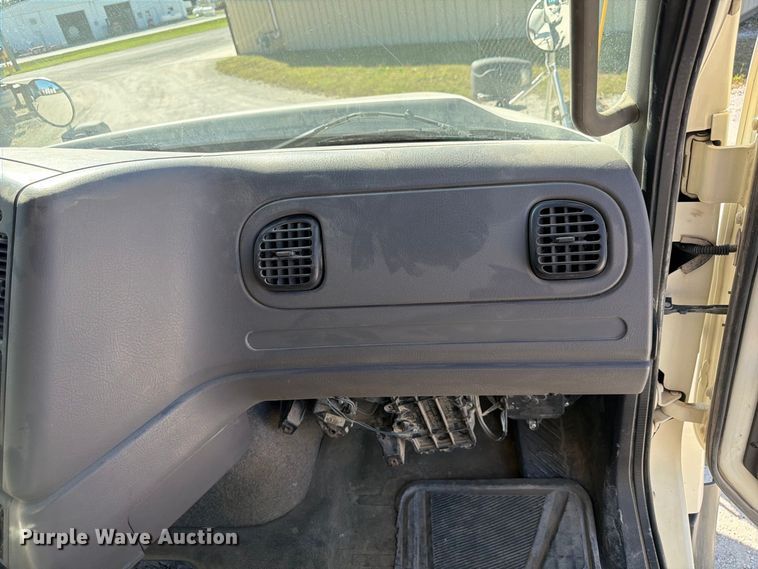 image for item FP3130 2017 Freightliner 114SD Dump truck