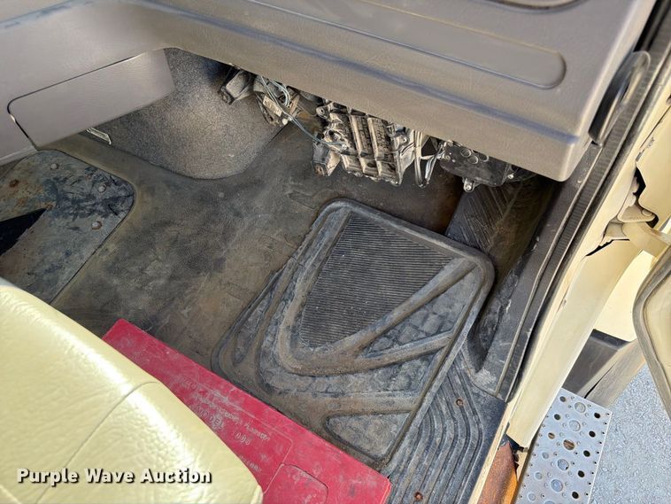 image for item FP3130 2017 Freightliner 114SD Dump truck