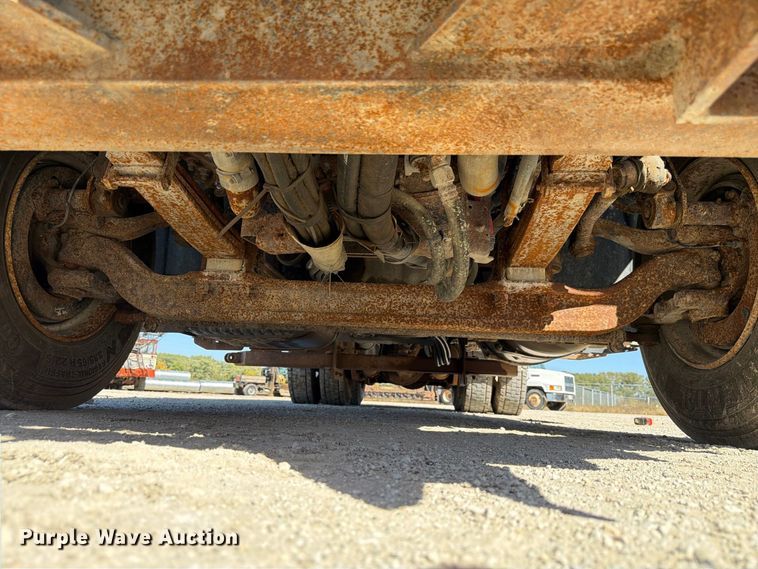 image for item FP3130 2017 Freightliner 114SD Dump truck