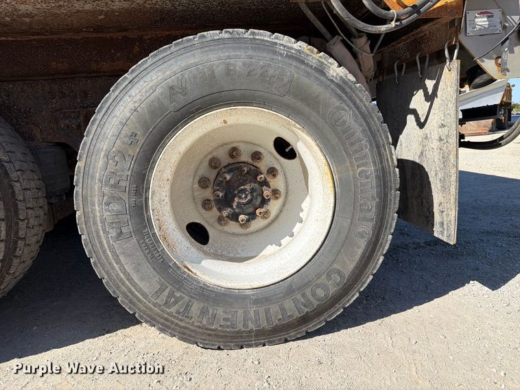 image for item FP3130 2017 Freightliner 114SD Dump truck