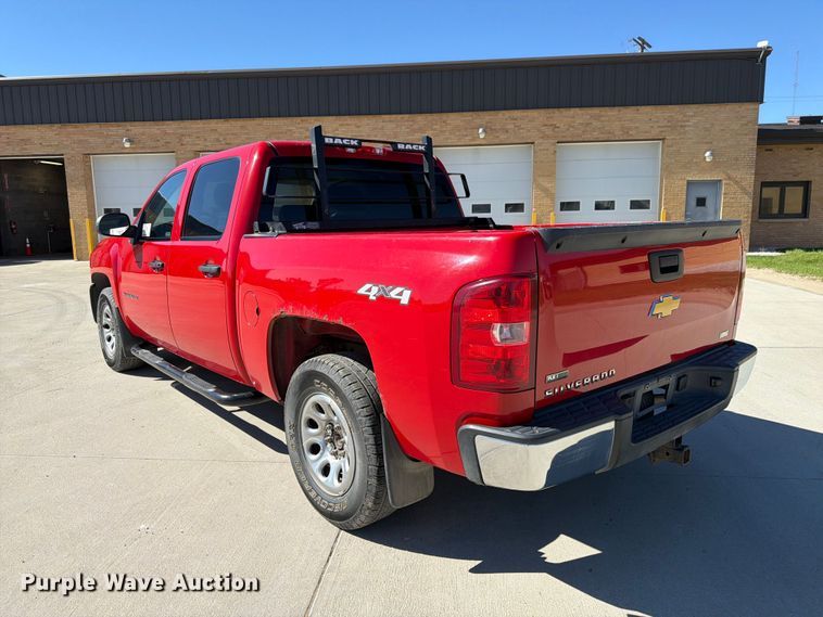 image for item FP3135 2011 Chevrolet Silverado 1500 Crew Cab pickup truck