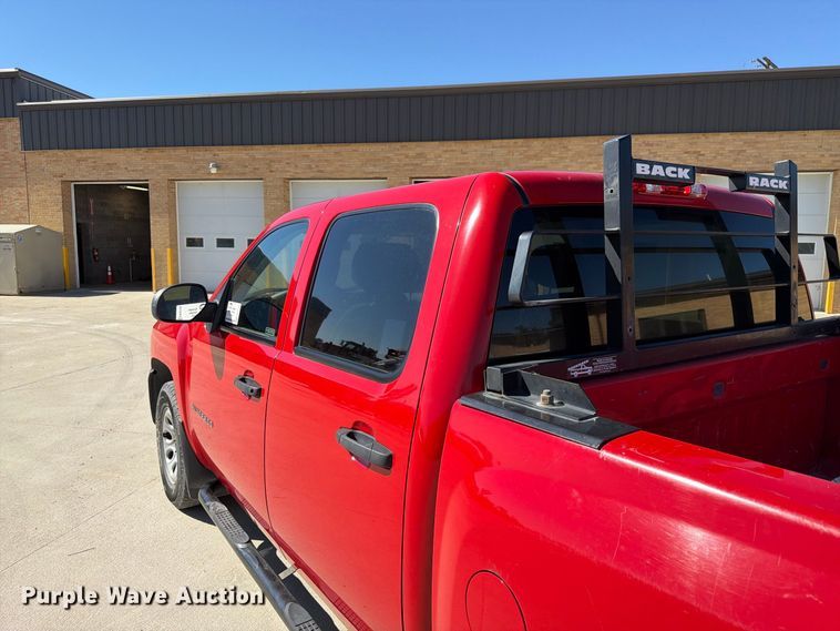 image for item FP3135 2011 Chevrolet Silverado 1500 Crew Cab pickup truck