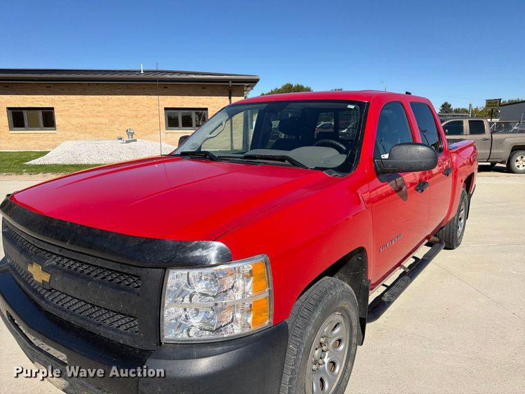 image for item FP3135 2011 Chevrolet Silverado 1500 Crew Cab pickup truck