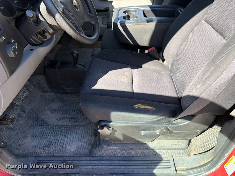 image for item FP3135 2011 Chevrolet Silverado 1500 Crew Cab pickup truck