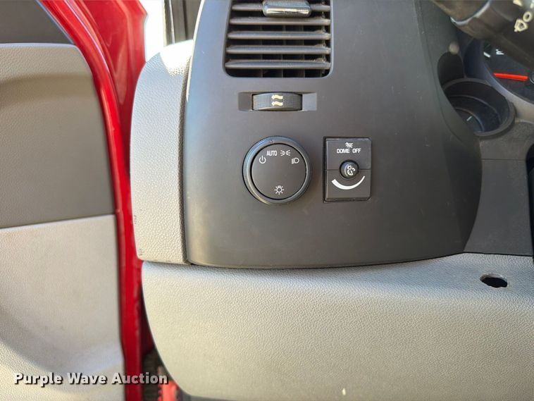image for item FP3135 2011 Chevrolet Silverado 1500 Crew Cab pickup truck