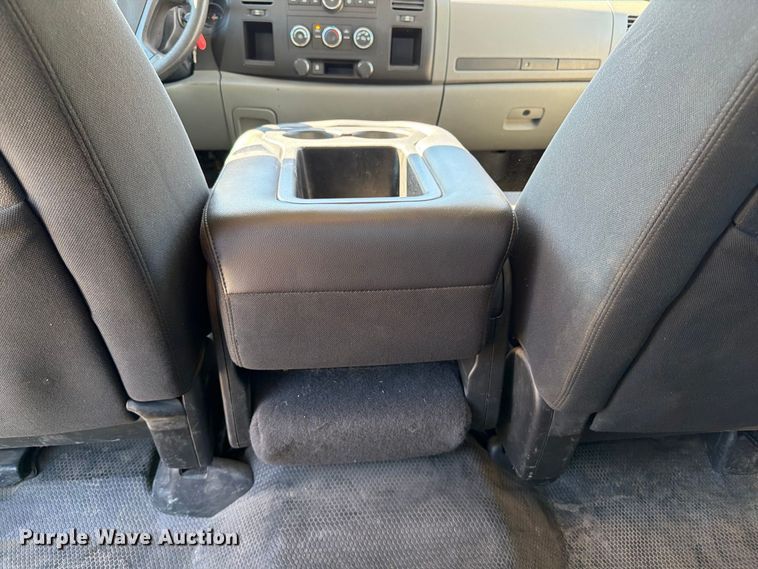 image for item FP3135 2011 Chevrolet Silverado 1500 Crew Cab pickup truck