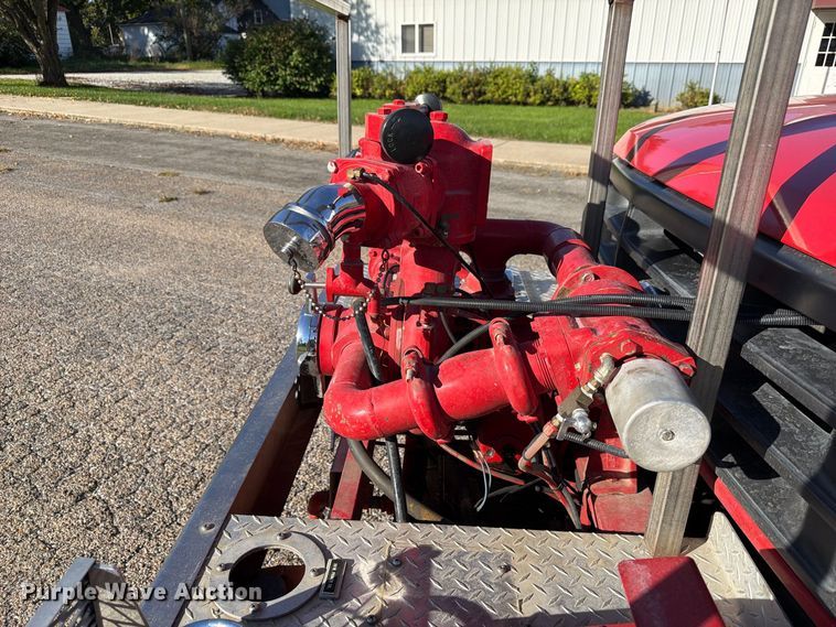 image for item FP3141 1993 Ford F450 Super Duty pumper fire truck