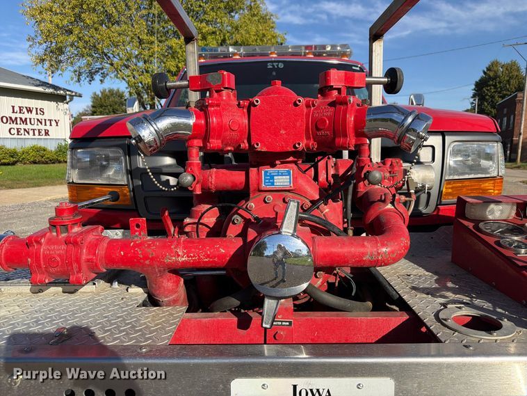 image for item FP3141 1993 Ford F450 Super Duty pumper fire truck