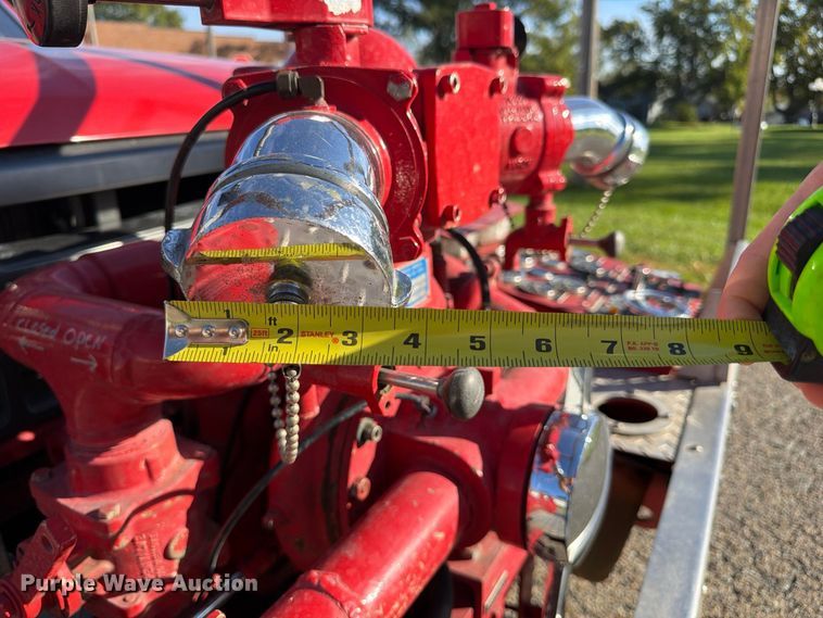 image for item FP3141 1993 Ford F450 Super Duty pumper fire truck