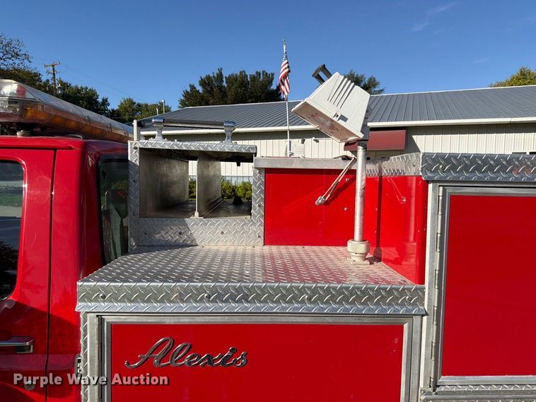 image for item FP3141 1993 Ford F450 Super Duty pumper fire truck