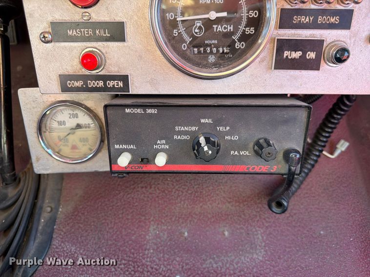 image for item FP3141 1993 Ford F450 Super Duty pumper fire truck