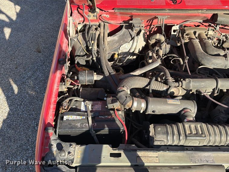image for item FP3141 1993 Ford F450 Super Duty pumper fire truck